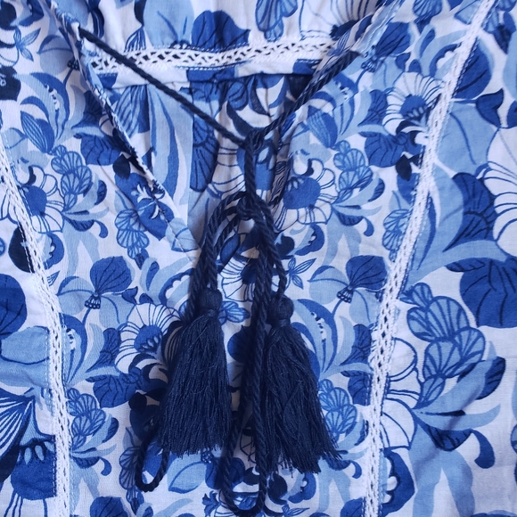 Stunning C.Wonder Tunic Tops. - Picture 8 of 13